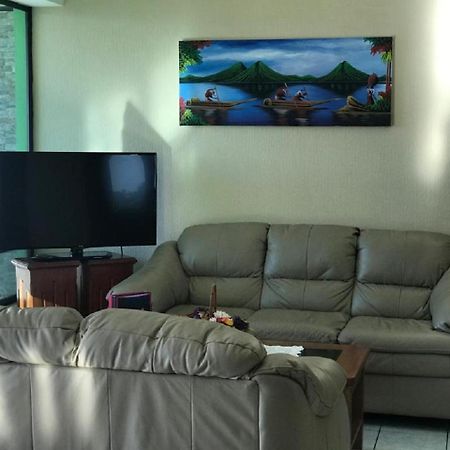 Apartamento Torres De Atitlan Panajachel Esterno foto