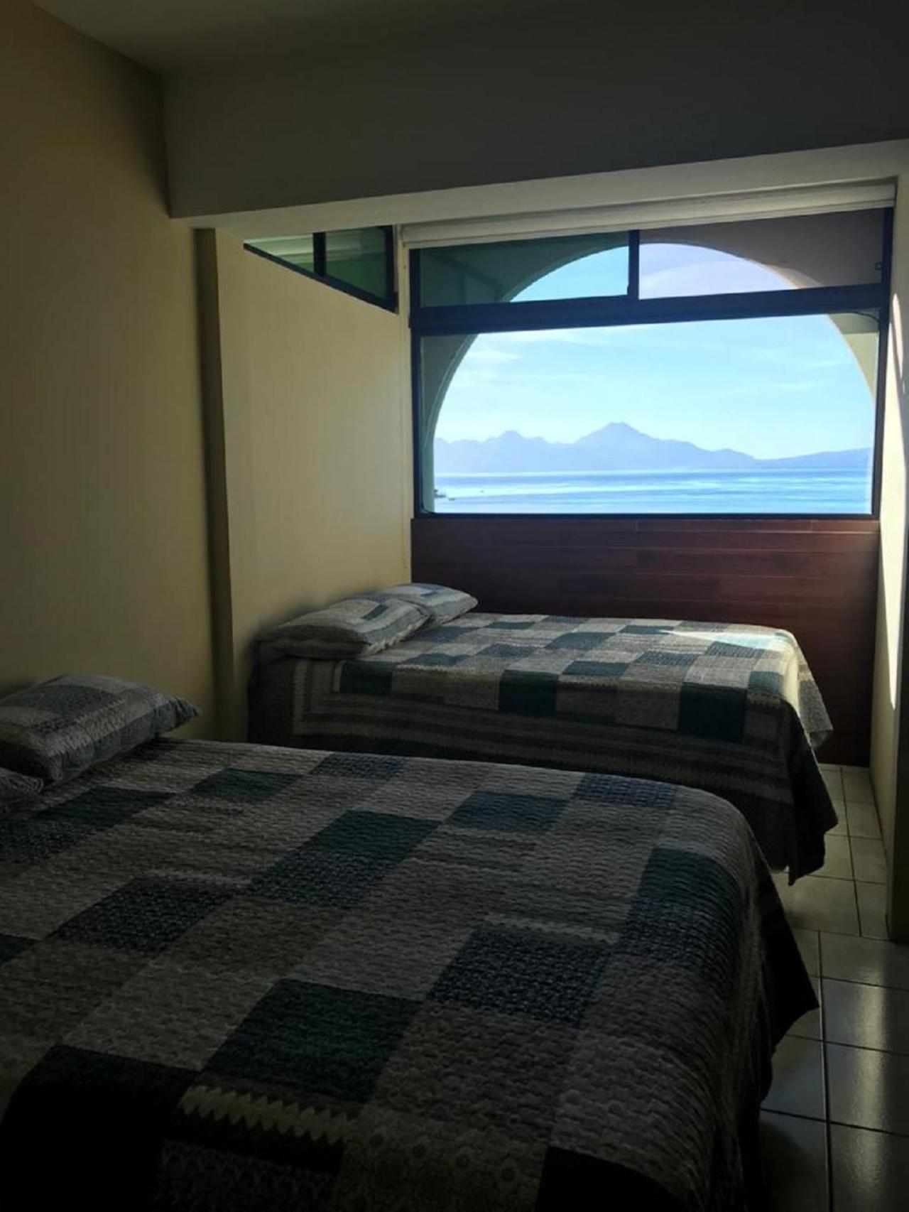 Apartamento Torres De Atitlan Panajachel Esterno foto